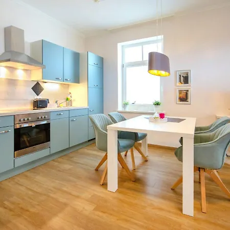Strandvillen - Mit Meerblick, 1 Schlafzimmer Und Balkon Sv-606 * Binz